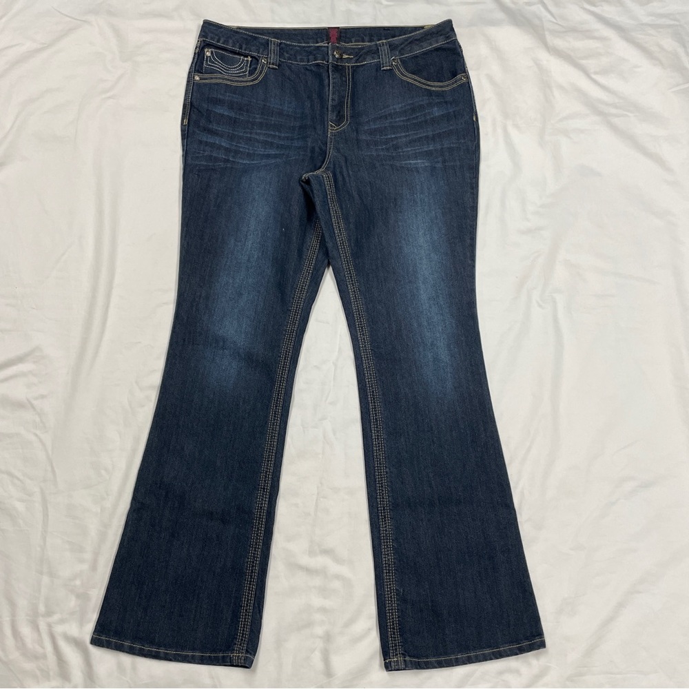 JW ladies bootcut jeans, size 14